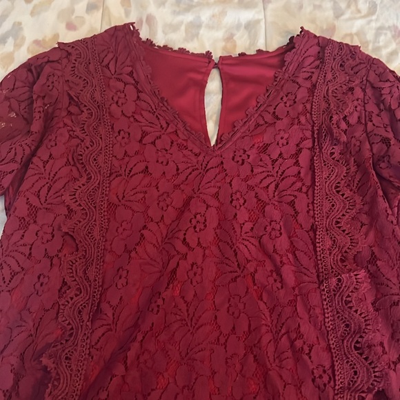 Red top - Picture 2 of 3